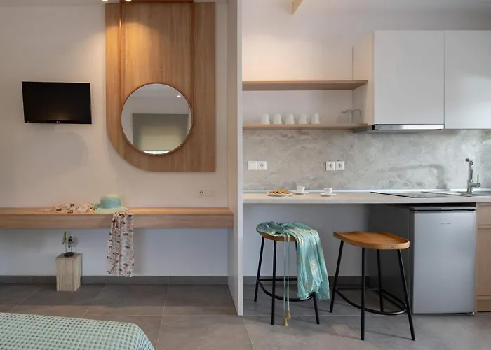 Apart Otel Asteras 2*