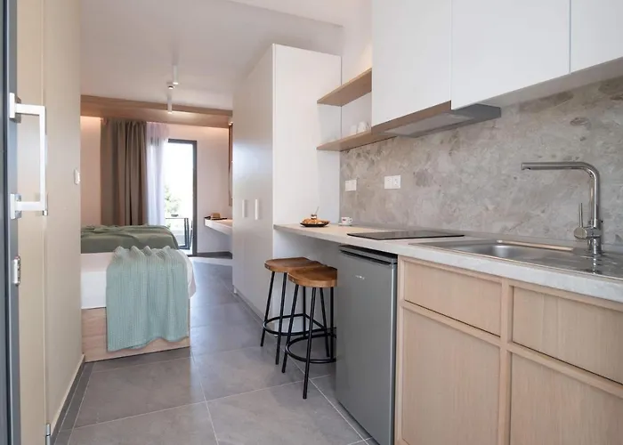 Apart Otel Asteras 2*